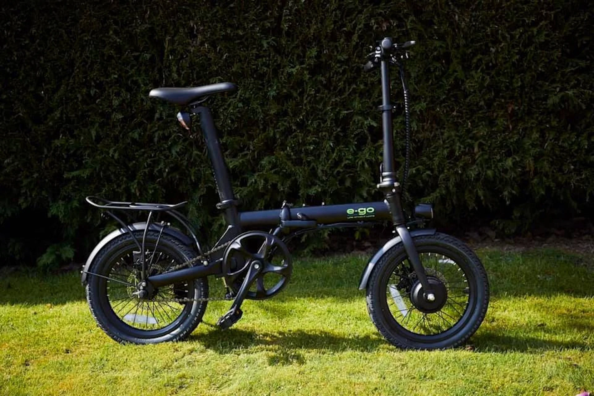 e go lite 36v lightweight folding e bike 250w lg 6.4ah battery black white or red