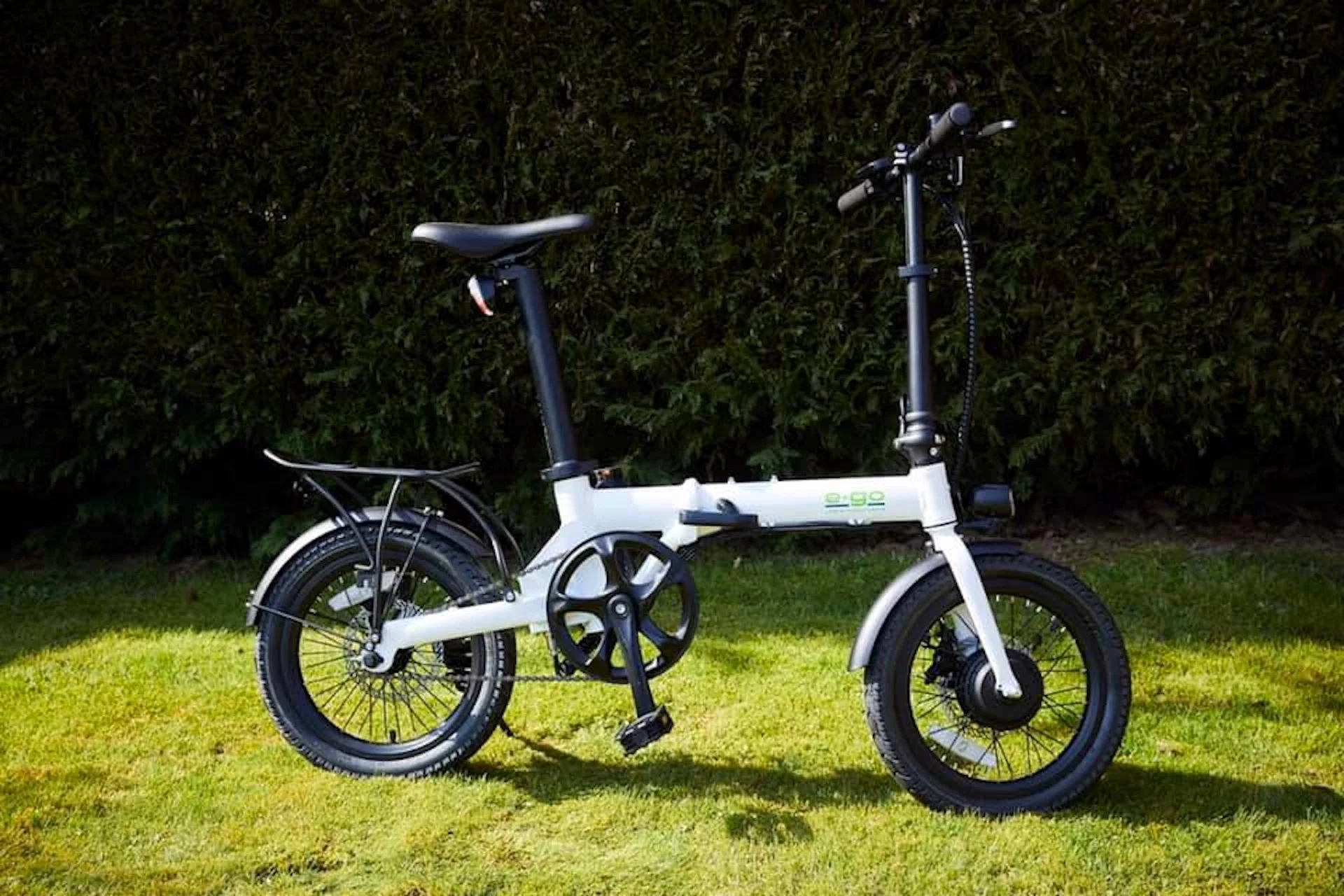 e go lite 36v lightweight folding e bike 250w lg 6.4ah battery black white or red